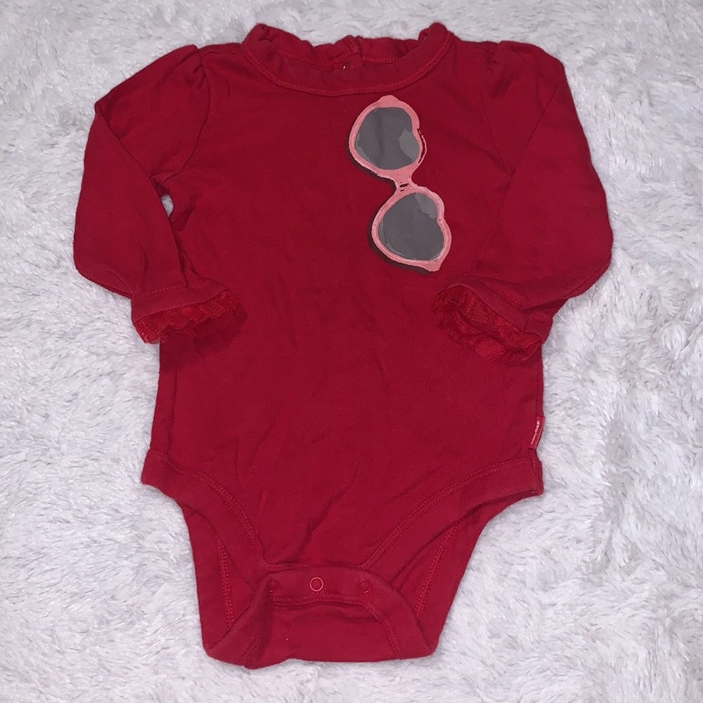 baby gap red sunglasses bodysuit